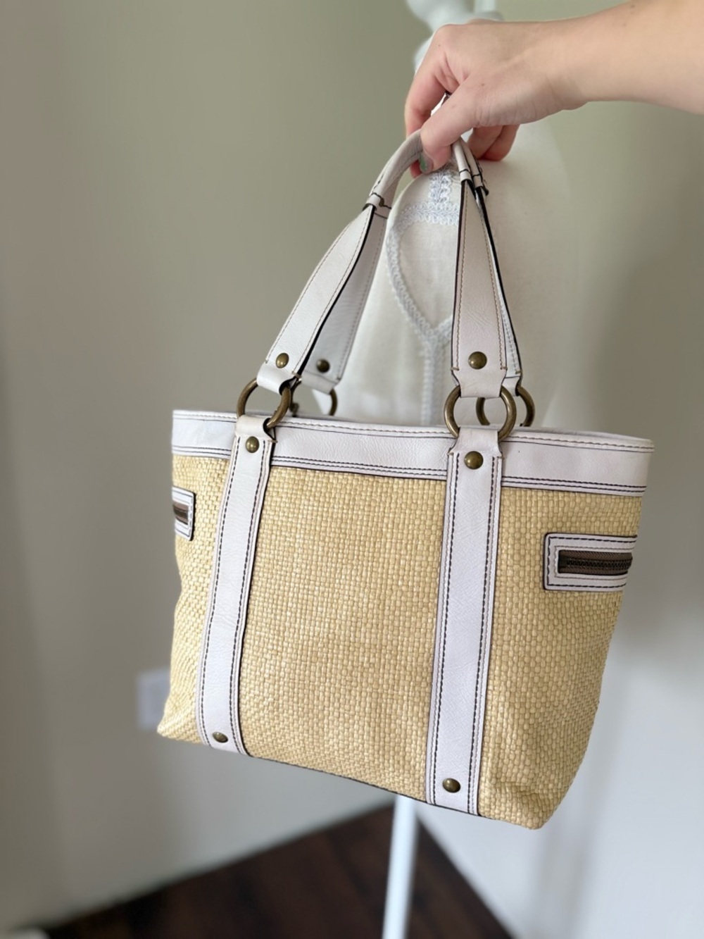 Vintage Coach Legacy Straw & Leather Tote White Brass Accents Y2K Coach 113 - Picture 4 of 10